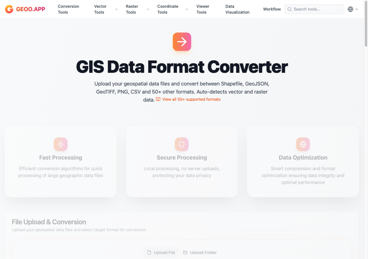geoo.app converter with a DWG file loaded, source format auto-detected and a coordinate system notice